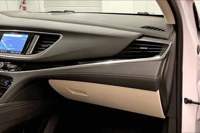 Used 2023 Buick Enclave Avenir w/ Avenir Technology Package FWD image 19