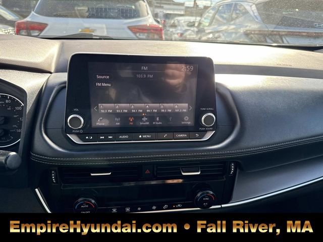 Used 2022 Nissan Rogue SV image 20