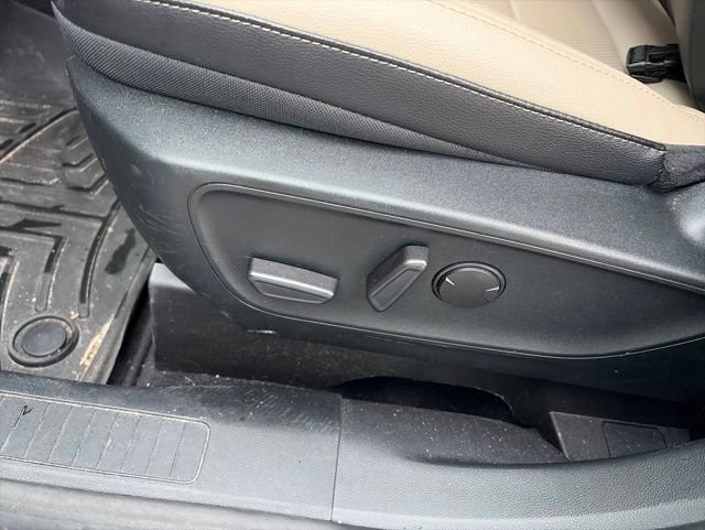 Used 2022 Ford Escape SEL FWD image 34
