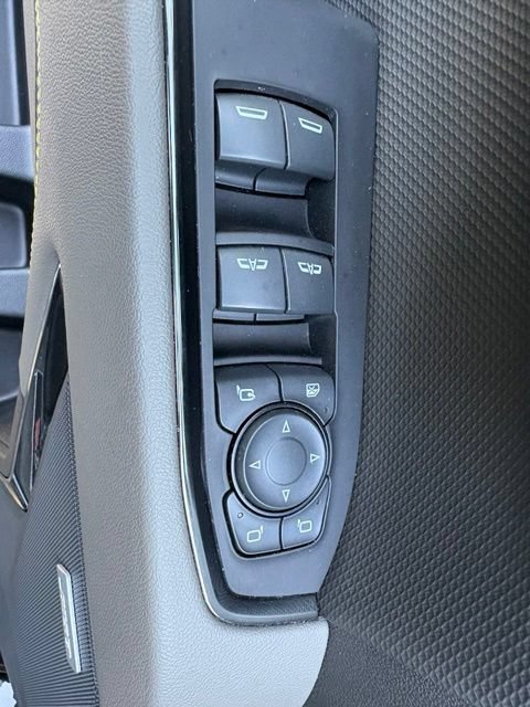 Used 2023 Chevrolet Silverado 1500 ZR2 w/ Technology Package AWD/4WD image 18