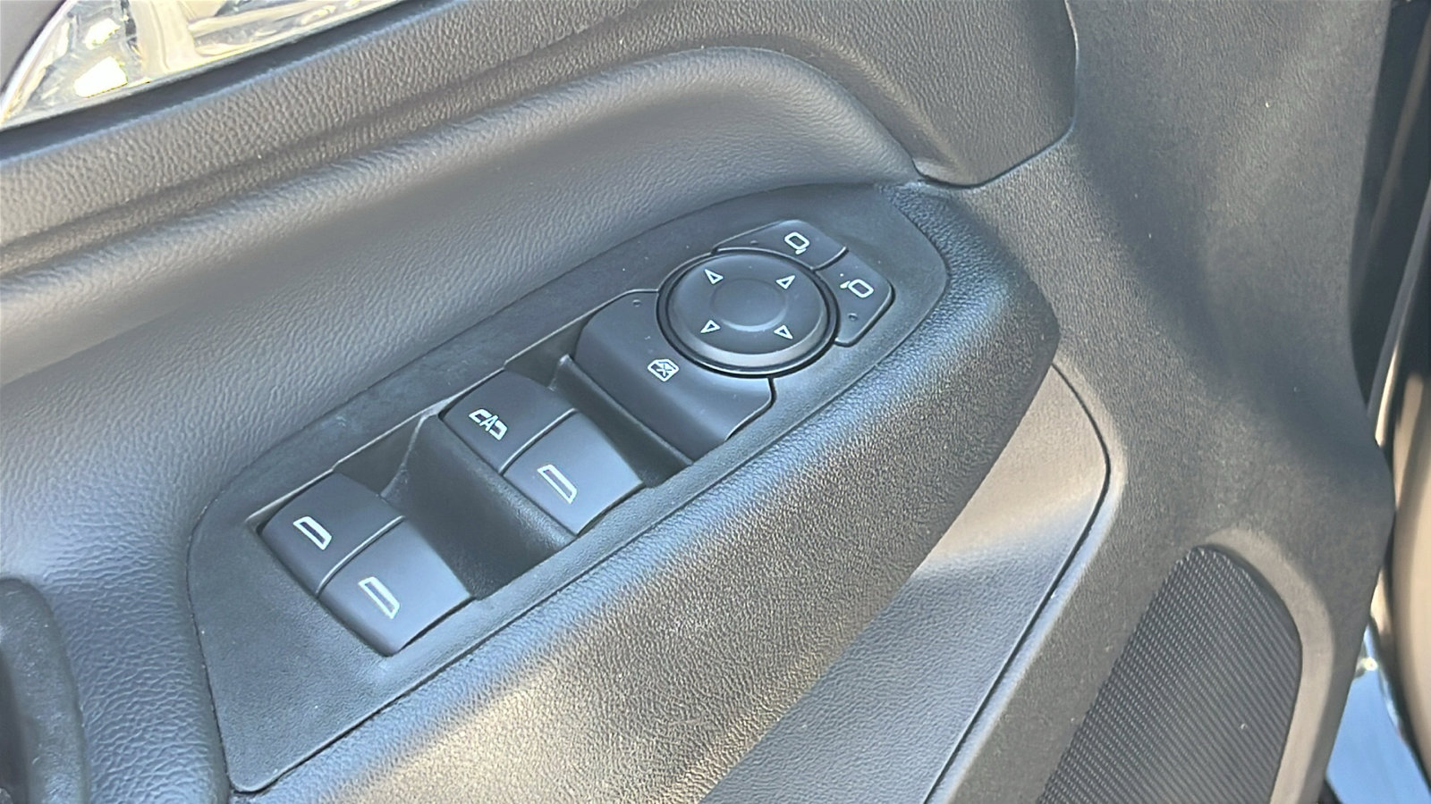 Certified 2024 Chevrolet Equinox LT image 12