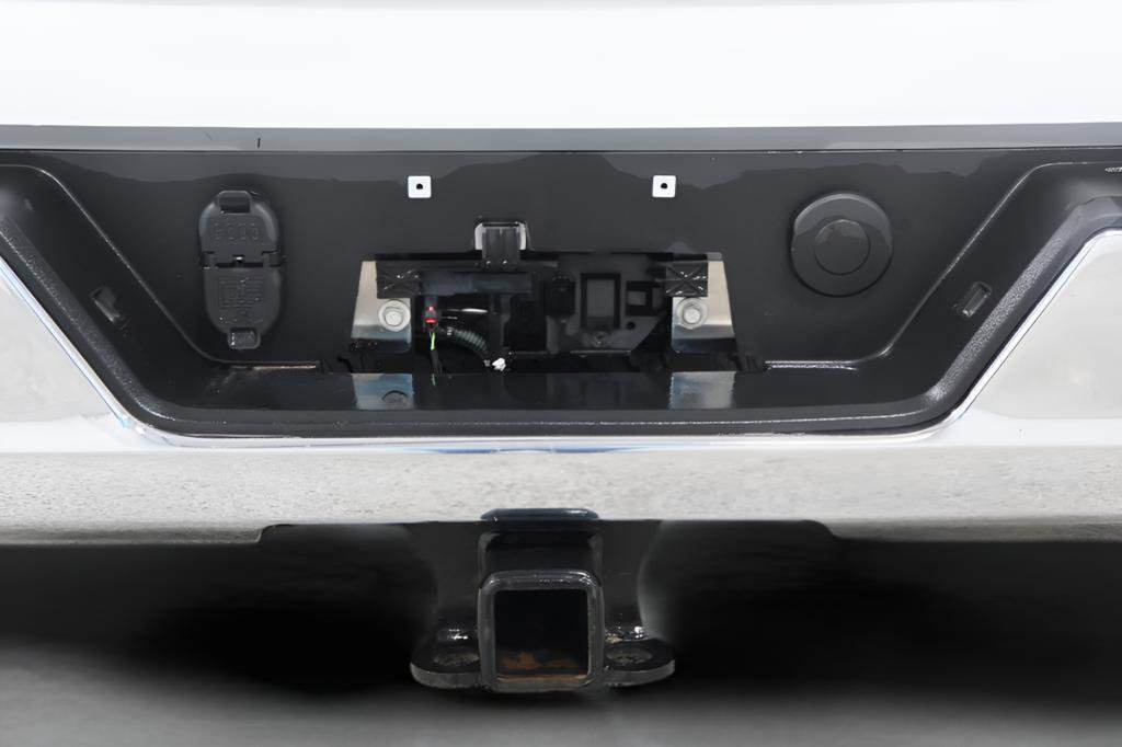 Used 2025 Chevrolet Silverado 2500 LT w/ Convenience Package image 36