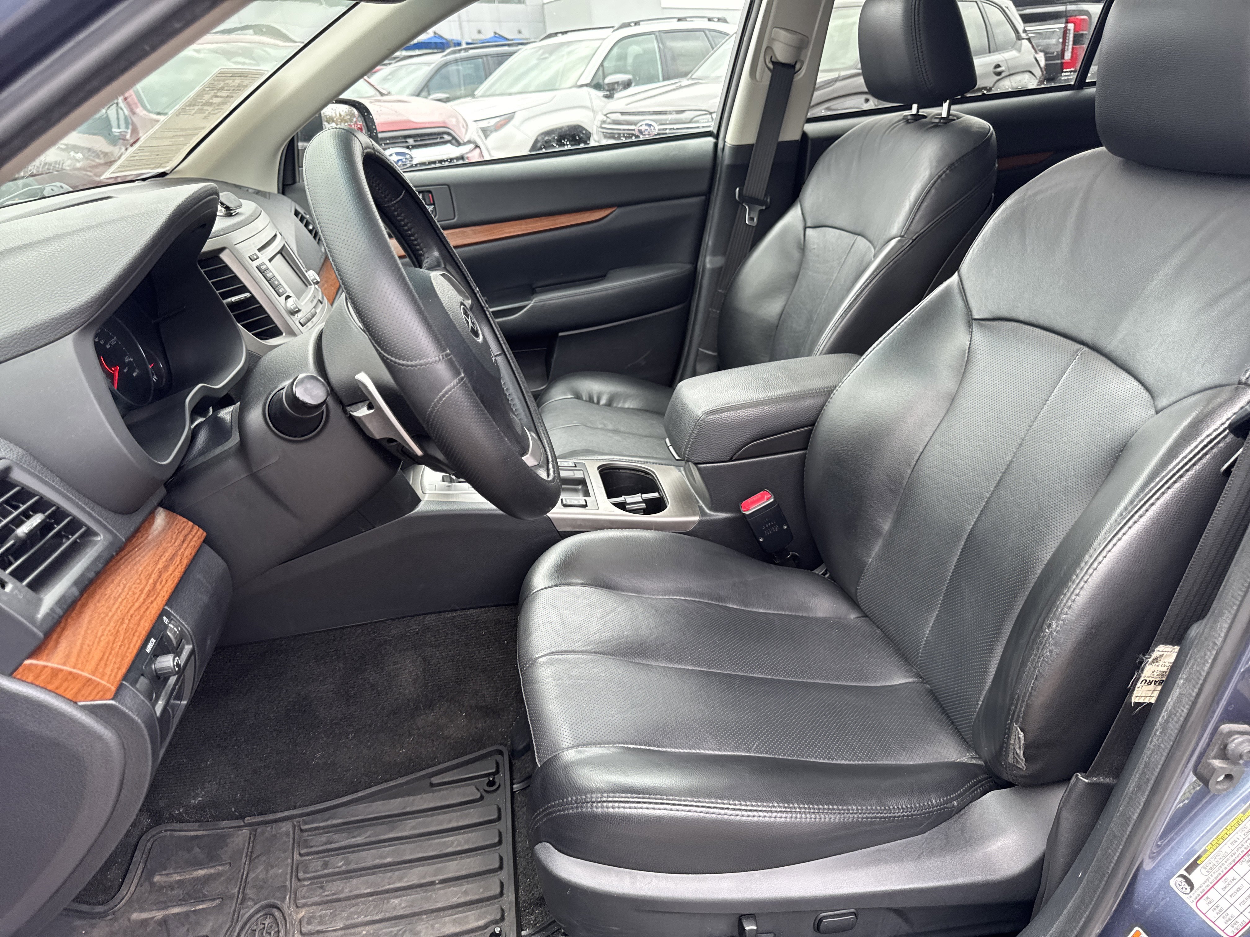 Used 2014 Subaru Outback 2.5i Limited w/ Moonroof Package image 26