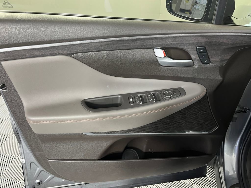 Used 2019 Hyundai Santa Fe AWD image 10