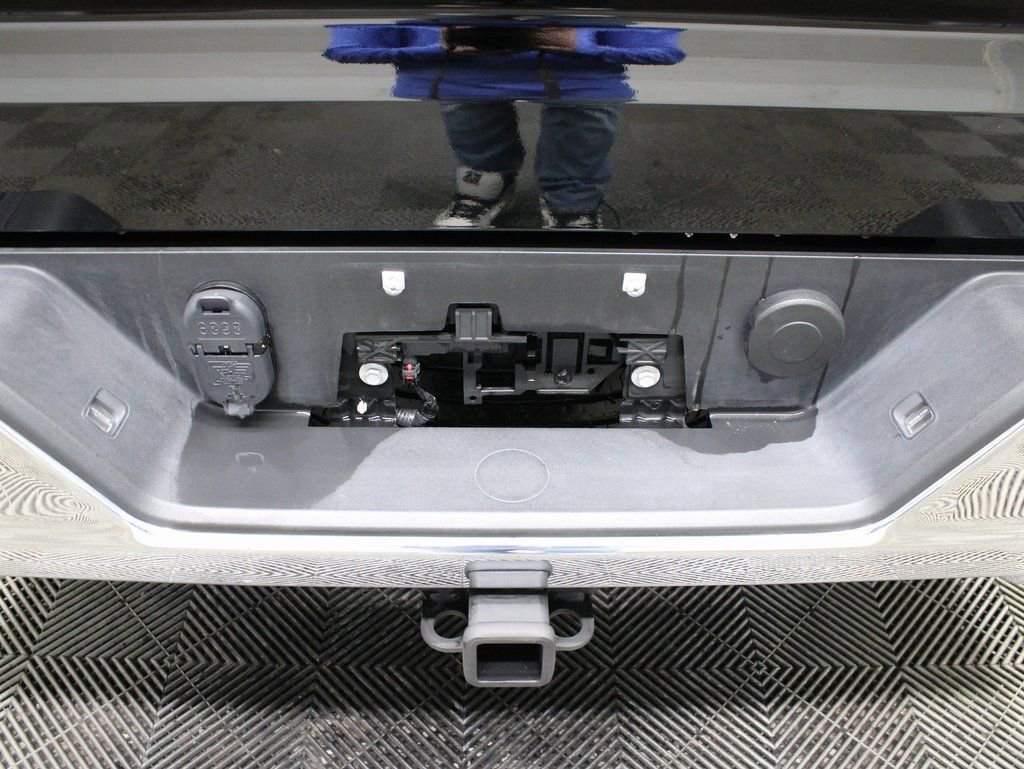 Used 2024 GMC Sierra 1500 SLT w/ X31 Off-Road Package image 33