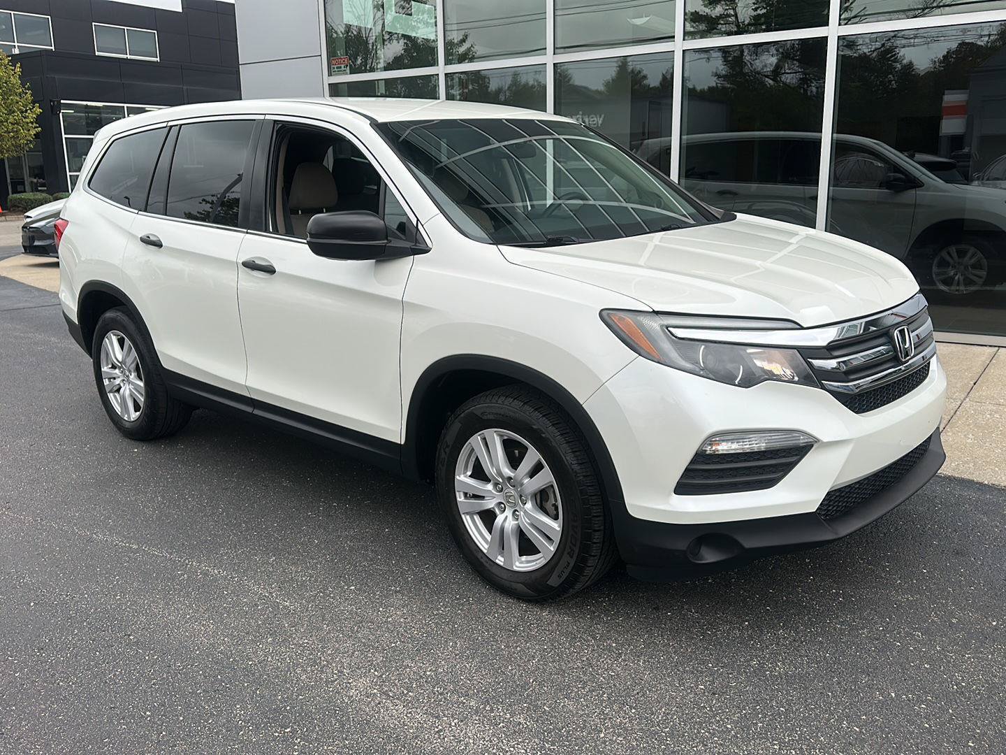 Used 2016 Honda Pilot LX