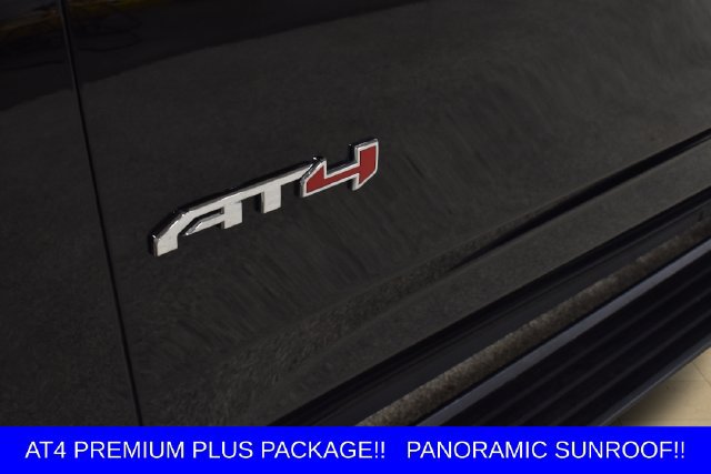 Used 2025 GMC Yukon AT4 w/ AT4 Premium Plus Package AWD/4WD image 43