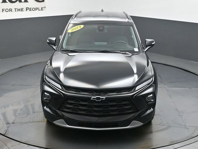 Used 2024 Chevrolet Blazer LT w/ LPO, Black Grille Bar Package image 59