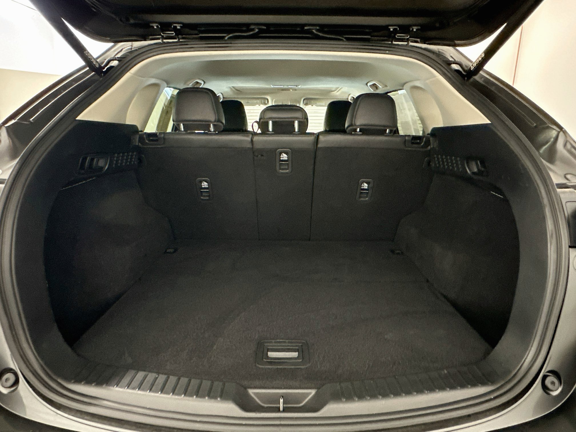 Used 2025 MAZDA CX-5 AWD 2.5 S w/ Preferred Package image 31
