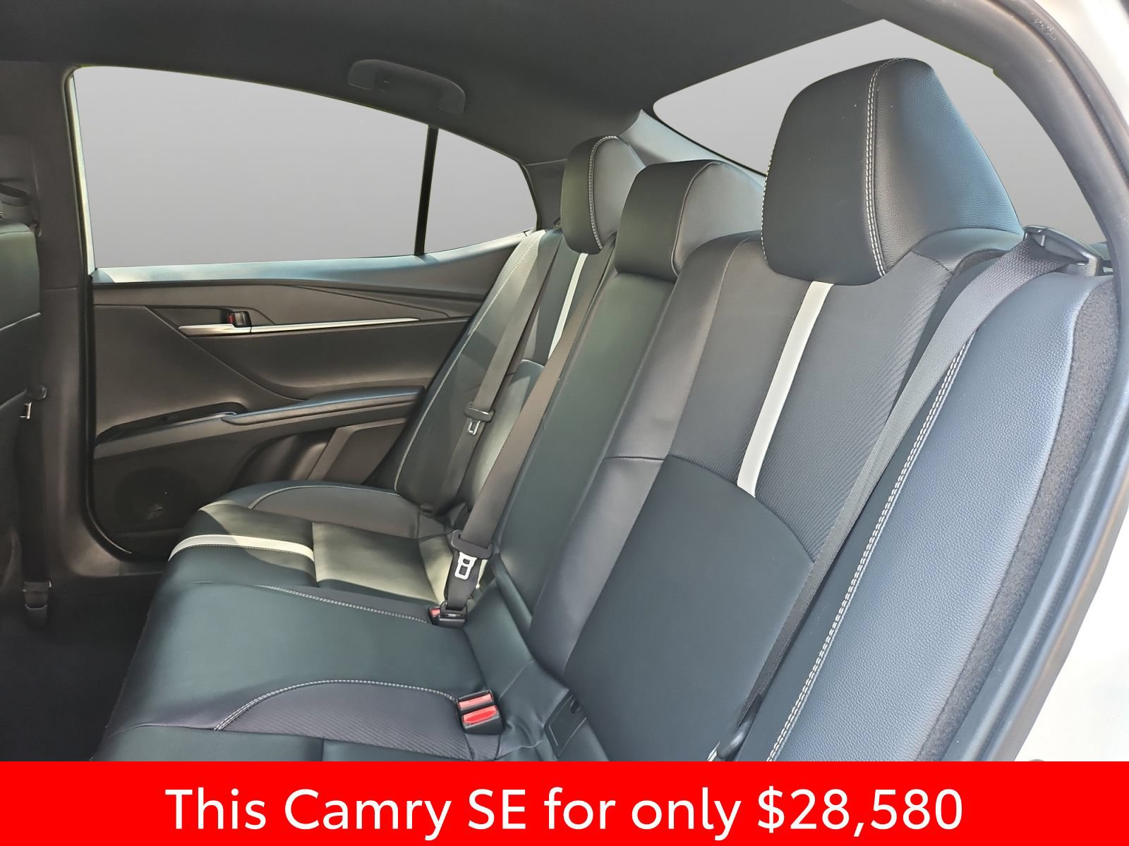 Used 2025 Toyota Camry SE FWD image 42
