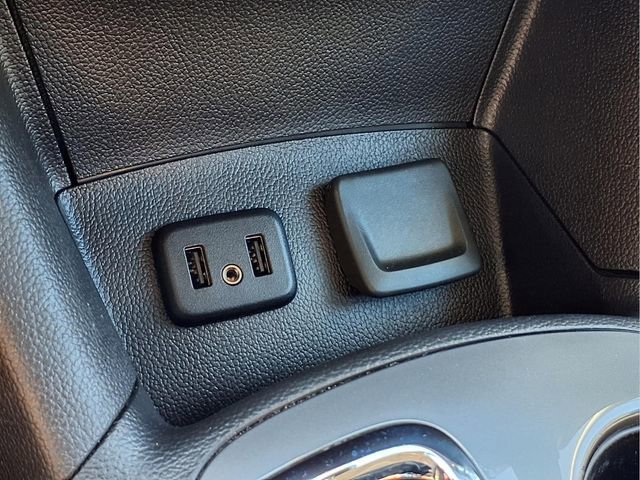 Certified 2019 Chevrolet Cruze LT FWD image 9