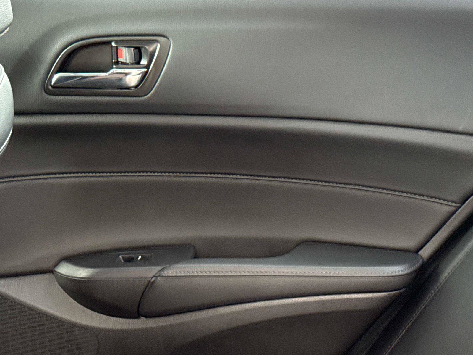 Used 2014 Acura ILX image 13