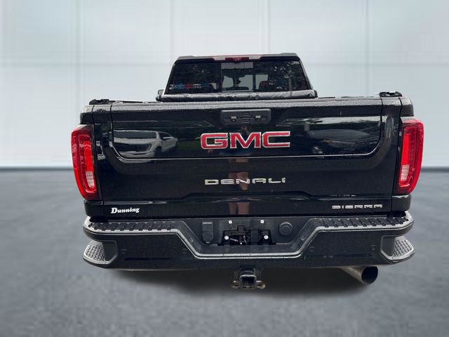 Used 2023 GMC Sierra 3500 Denali w/ Denali Black Diamond Edition AWD/4WD image 3