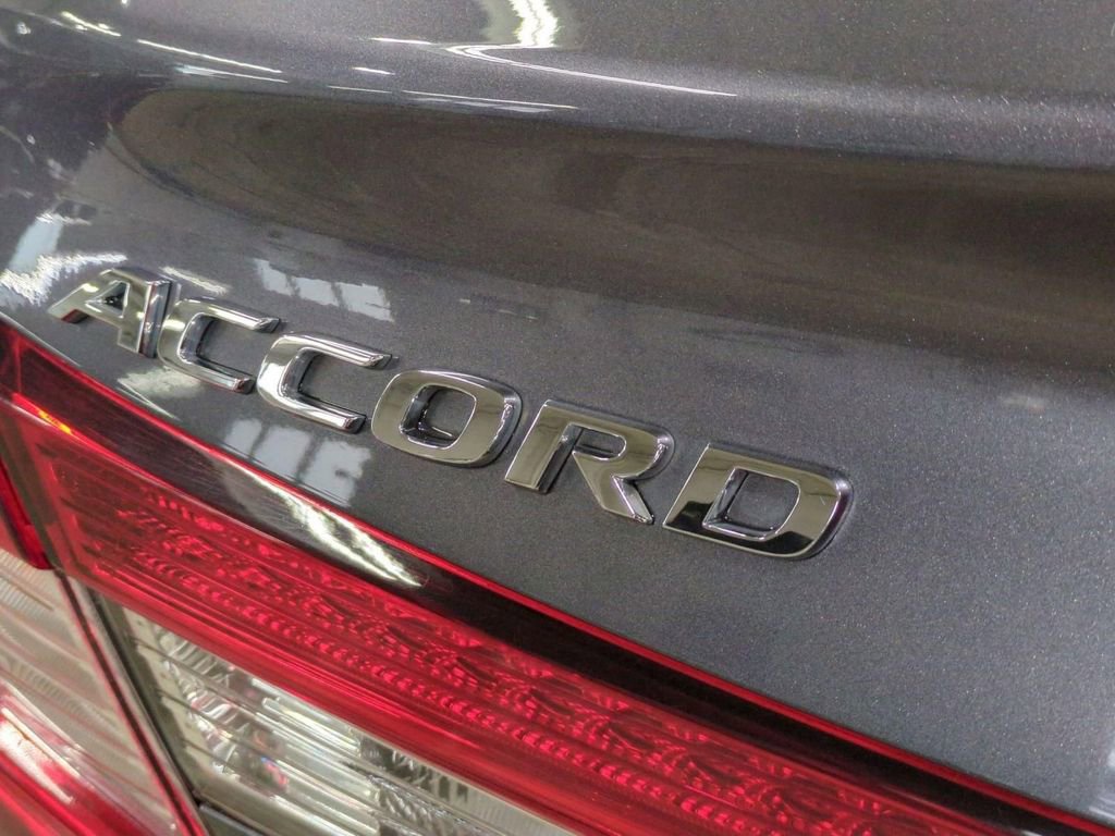 Used 2020 Honda Accord Touring image 10