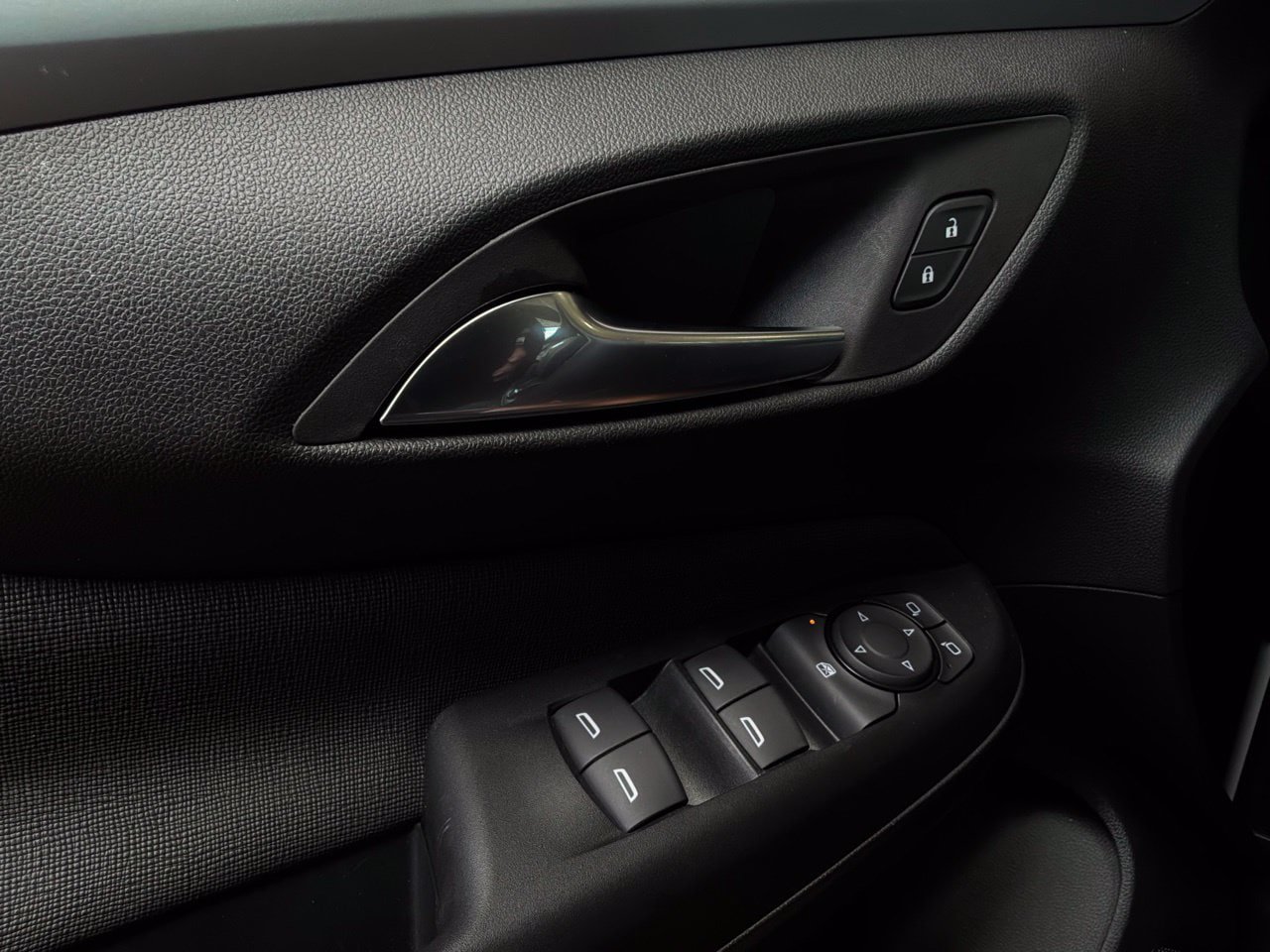 Used 2026 Buick Envista Sport Touring FWD image 19