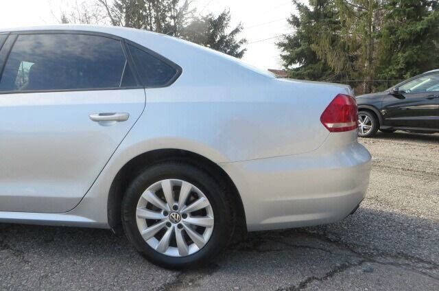 Used 2014 Volkswagen Passat 1.8T Wolfsburg Edition image 29