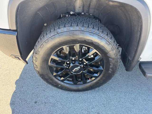 Used 2026 Chevrolet Silverado 2500 LT w/ Trail Boss Package AWD/4WD image 9