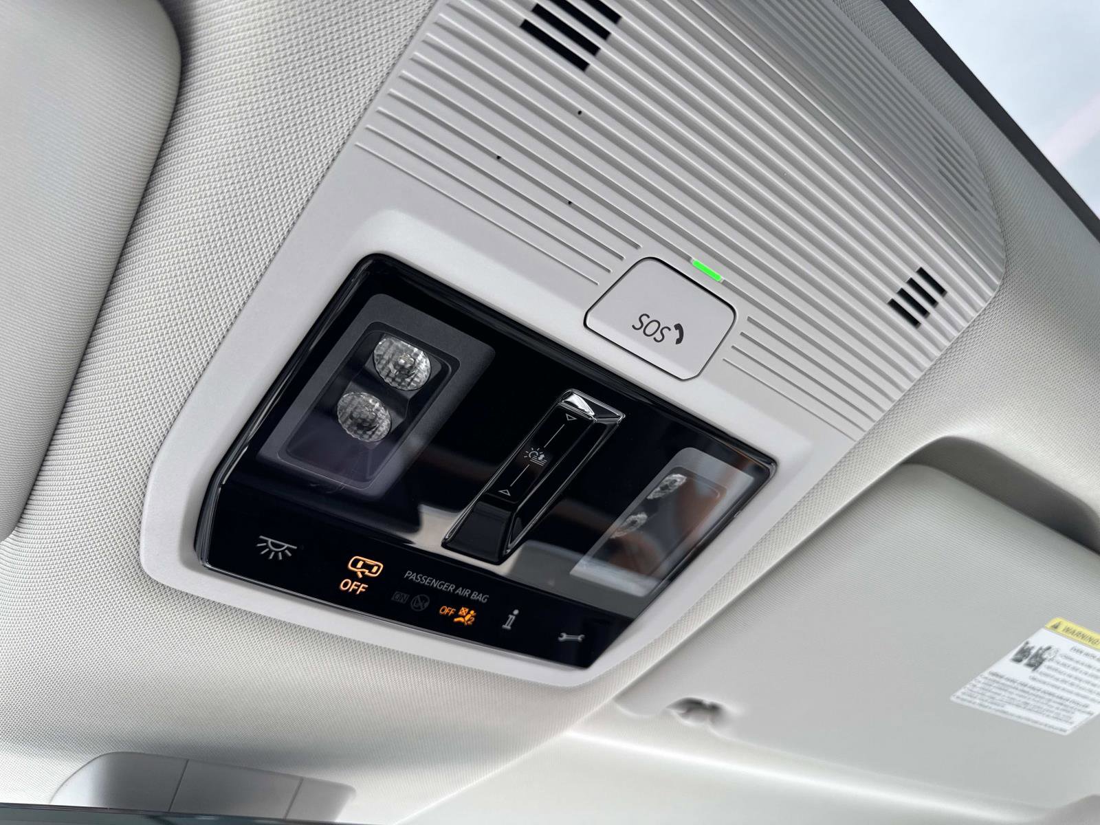 Certified 2025 Volkswagen ID. Buzz 1st Edition RWD image 26