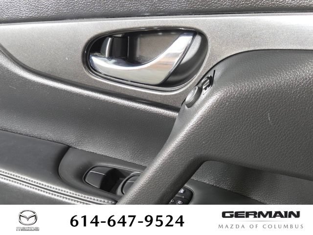 Used 2017 Nissan Rogue S w/ S Appearance Package AWD/4WD image 27