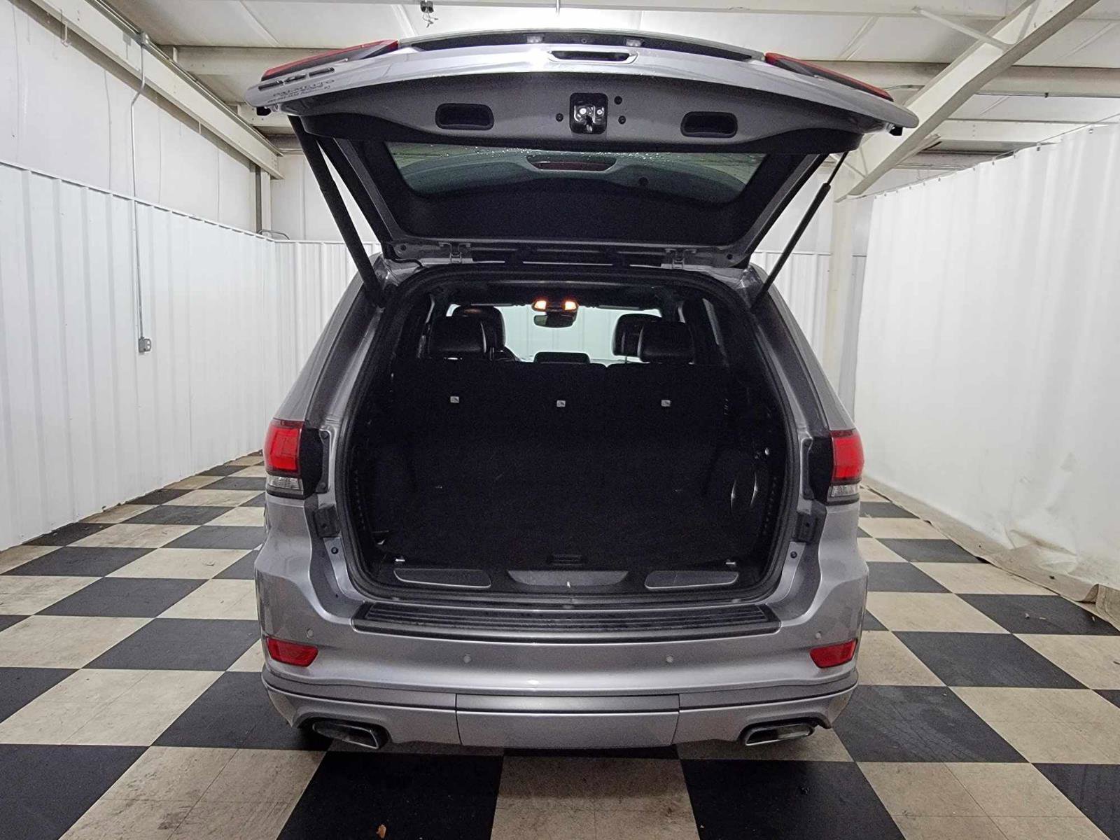 Used 2018 Jeep Grand Cherokee High Altitude image 23