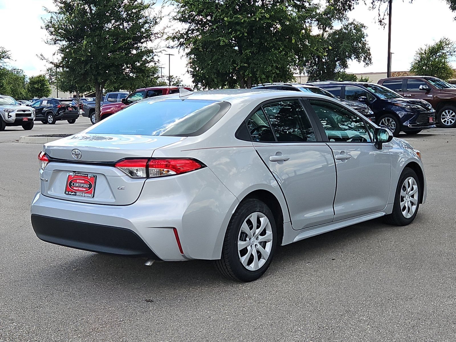 Certified 2024 Toyota Corolla LE FWD image 5
