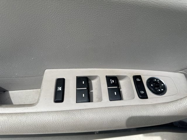 Used 2016 Hyundai Sonata SE FWD image 3