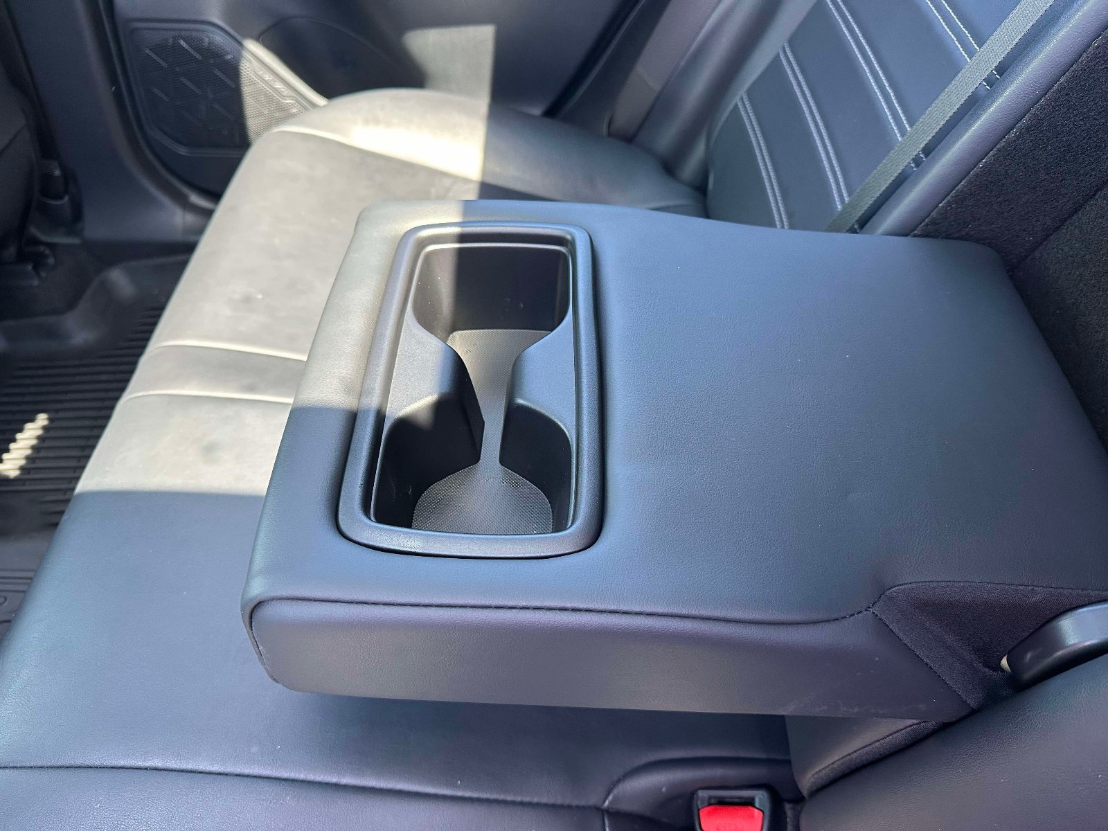 Used 2019 Toyota RAV4 Limited w/ Advanced Technology Package AWD/4WD image 12