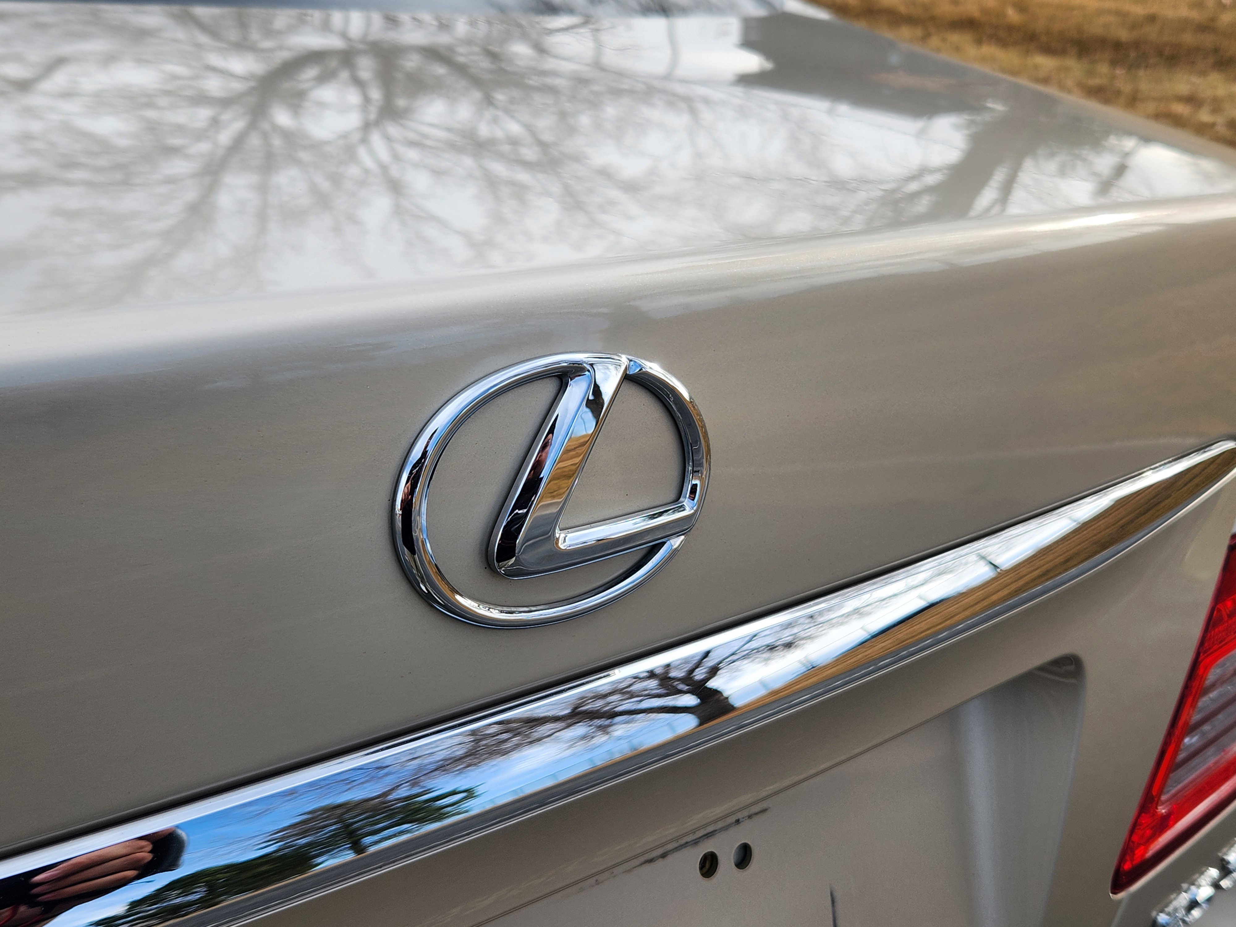 Used 2012 Lexus ES 350 image 17