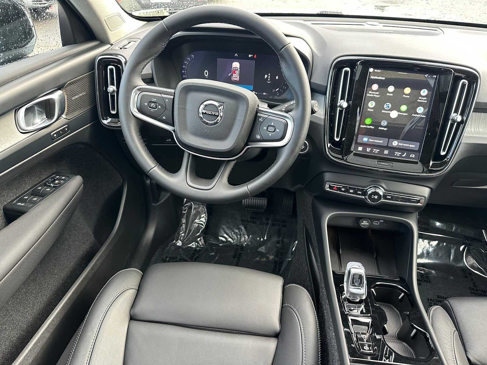 New 2026 Volvo XC40 B5 Ultra w/ Climate Package image 17