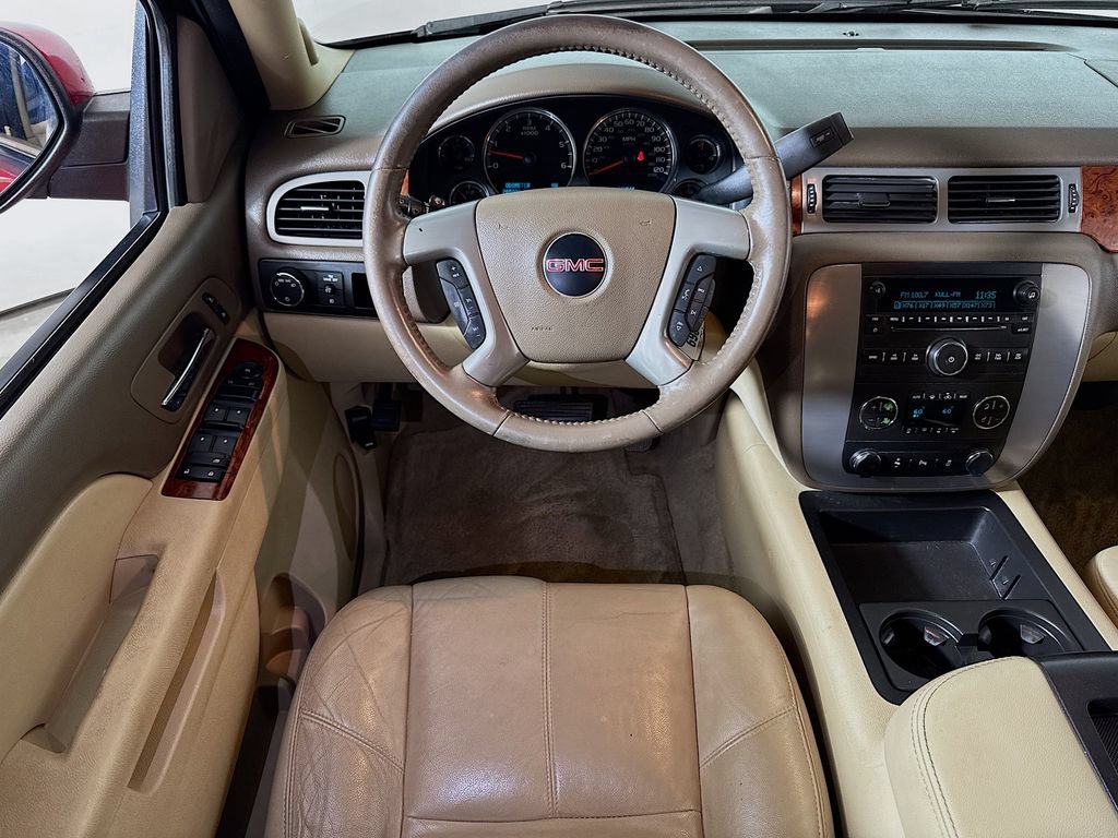 Used 2014 GMC Yukon XL SLT RWD image 19