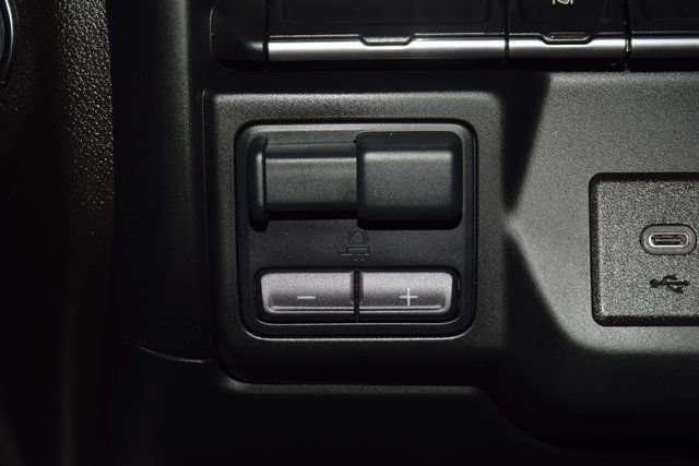 Used 2024 GMC Sierra 3500 Pro w/ Convenience Package image 24