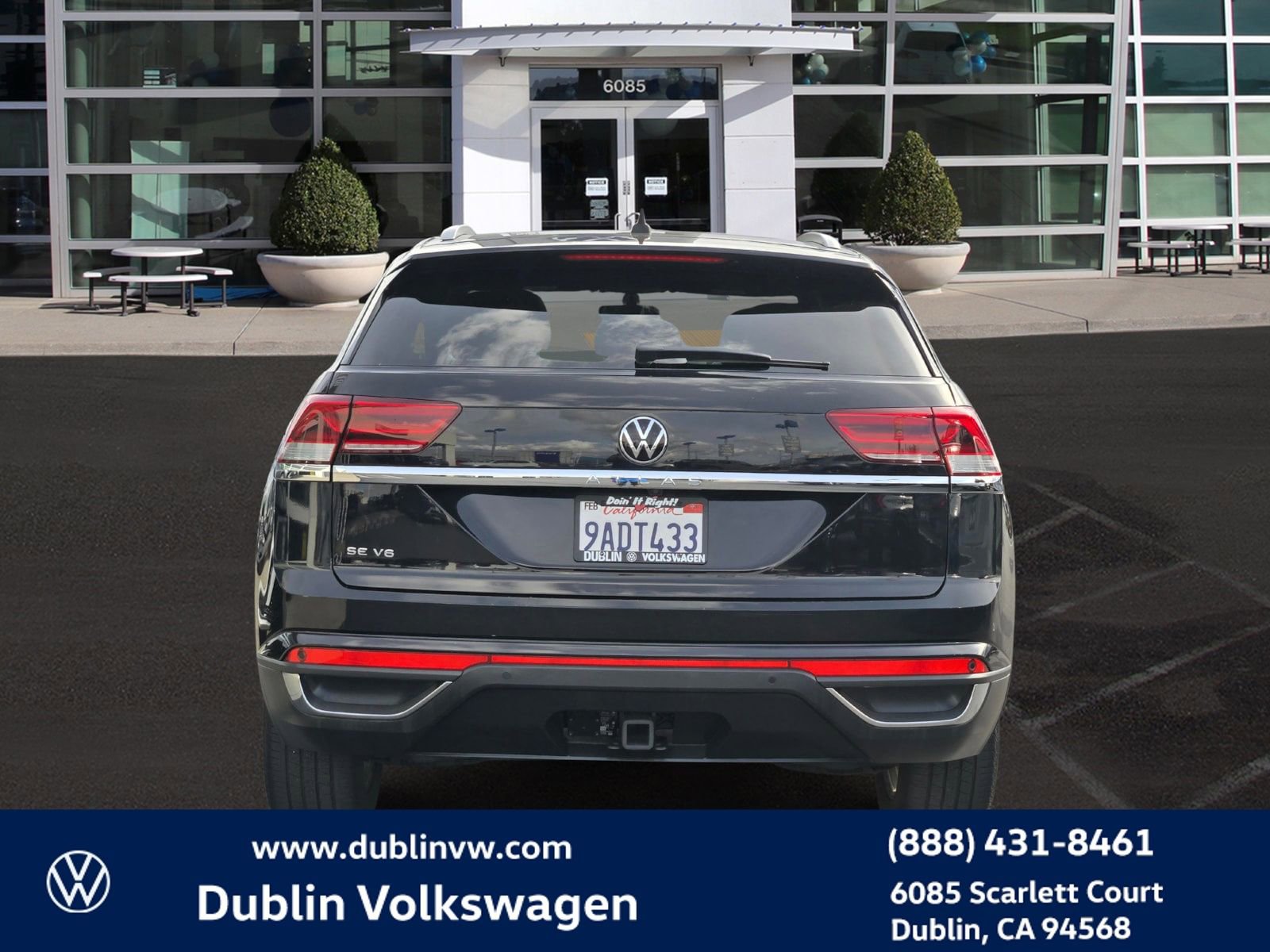 Used 2021 Volkswagen Atlas Cross Sport SE w/ Panoramic Sunroof Package image 5