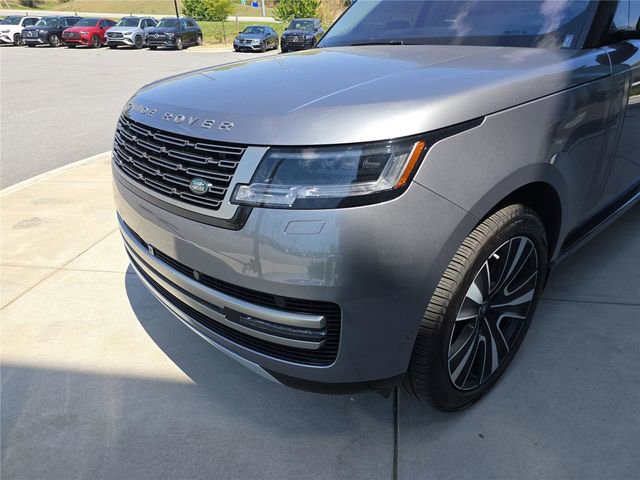 Used 2023 Land Rover Range Rover SE image 11