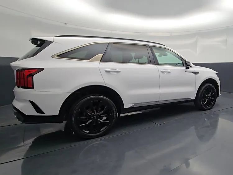 Used 2021 Kia Sorento SX AWD/4WD image 12