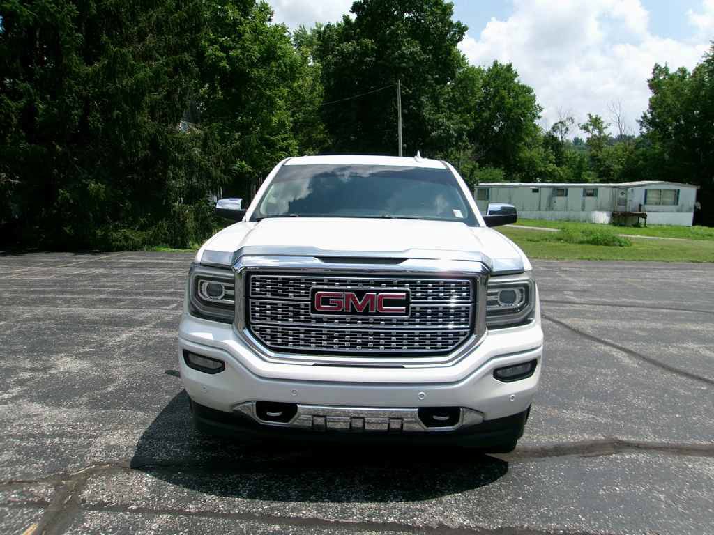 Used 2016 GMC Sierra 1500 Denali w/ Denali Ultimate Package AWD/4WD image 3