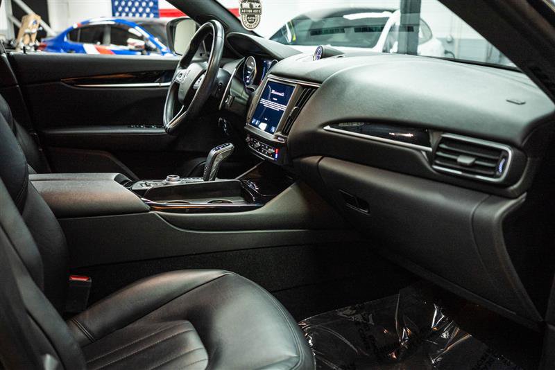Used 2023 Maserati Levante Modena image 13