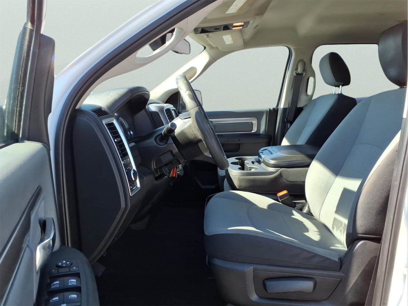 Used 2023 RAM 1500 Classic SLT w/ Electronics Group AWD/4WD image 14