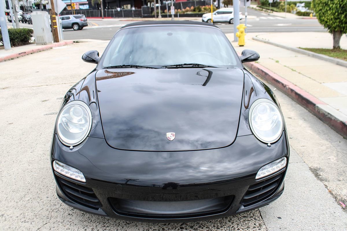 Used 2009 Porsche 911 Carrera S w/ PWR Seat Pkg RWD image 9