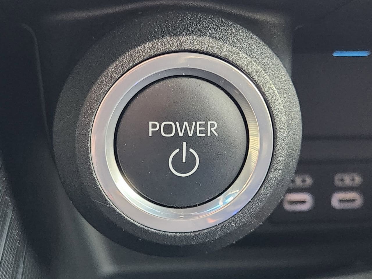 Used 2024 Toyota Venza Nightshade AWD/4WD image 20