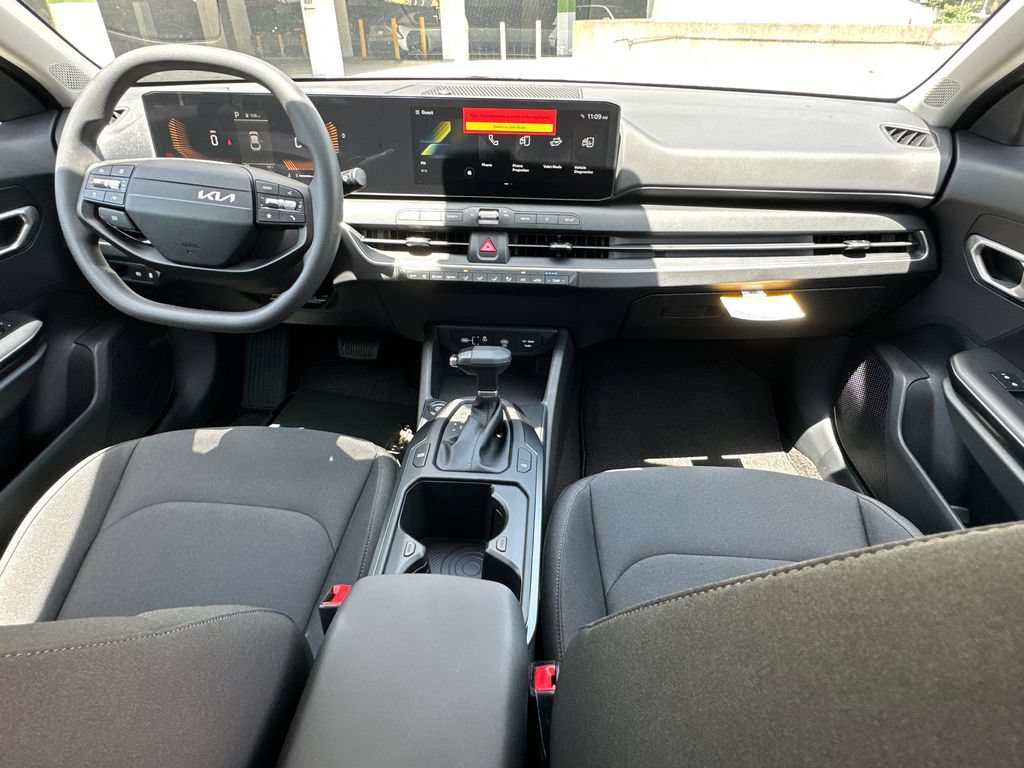 New 2026 Kia K4 FWD image 12