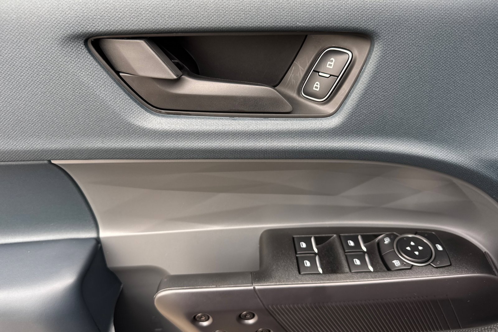 New 2025 Ford Maverick XLT w/ XLT Luxury Package image 10