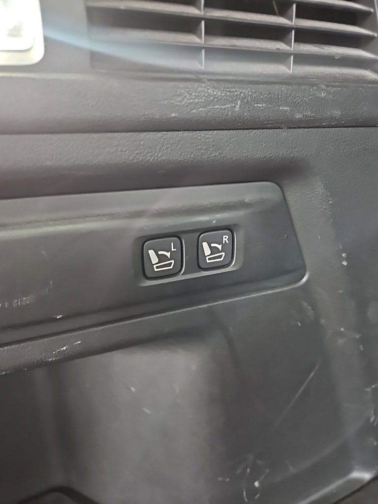 Used 2025 MAZDA CX-70 3.3 Turbo w/ Preferred Package image 19