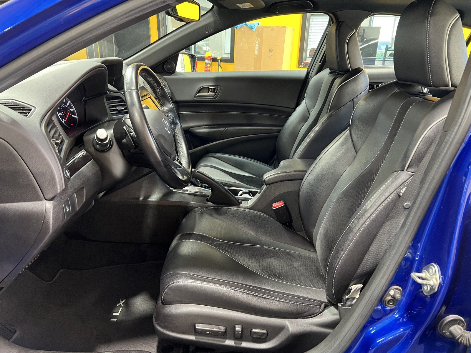 Used 2020 Acura ILX w/ Premium & A-SPEC Package FWD image 15