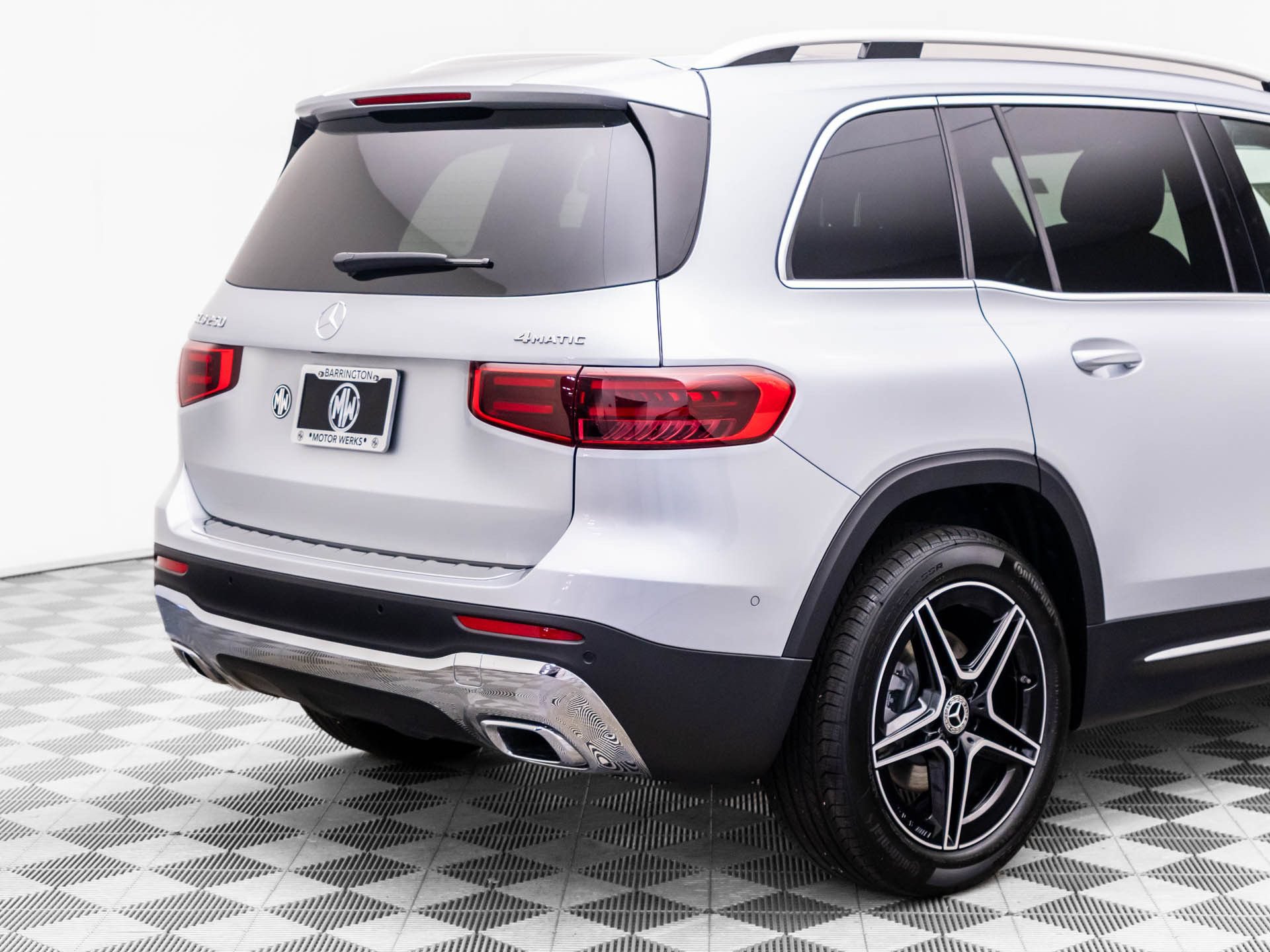 New 2026 Mercedes-Benz GLB 250 4MATIC image 30
