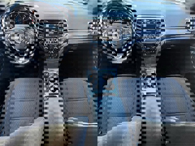 Used 2018 Jeep Grand Cherokee Laredo image 8