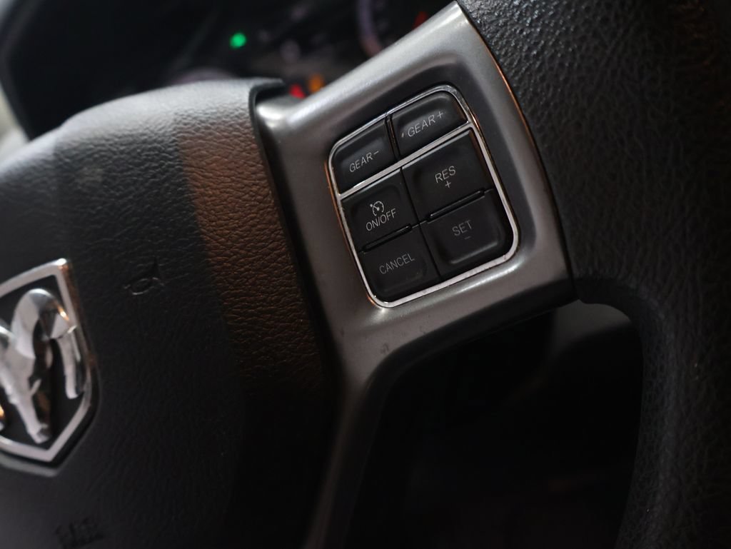 Used 2022 RAM 1500 Classic SLT AWD/4WD image 20