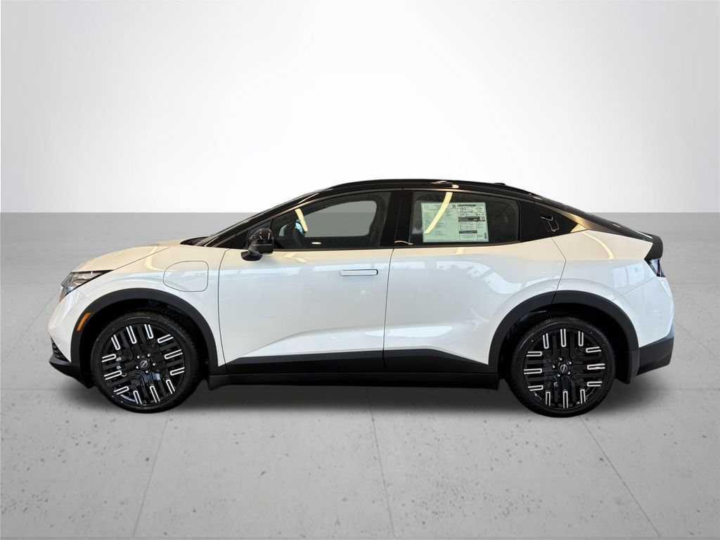 New 2026 Nissan Leaf Platinum+ w/ Cargo Package (Platinum+) FWD image 11