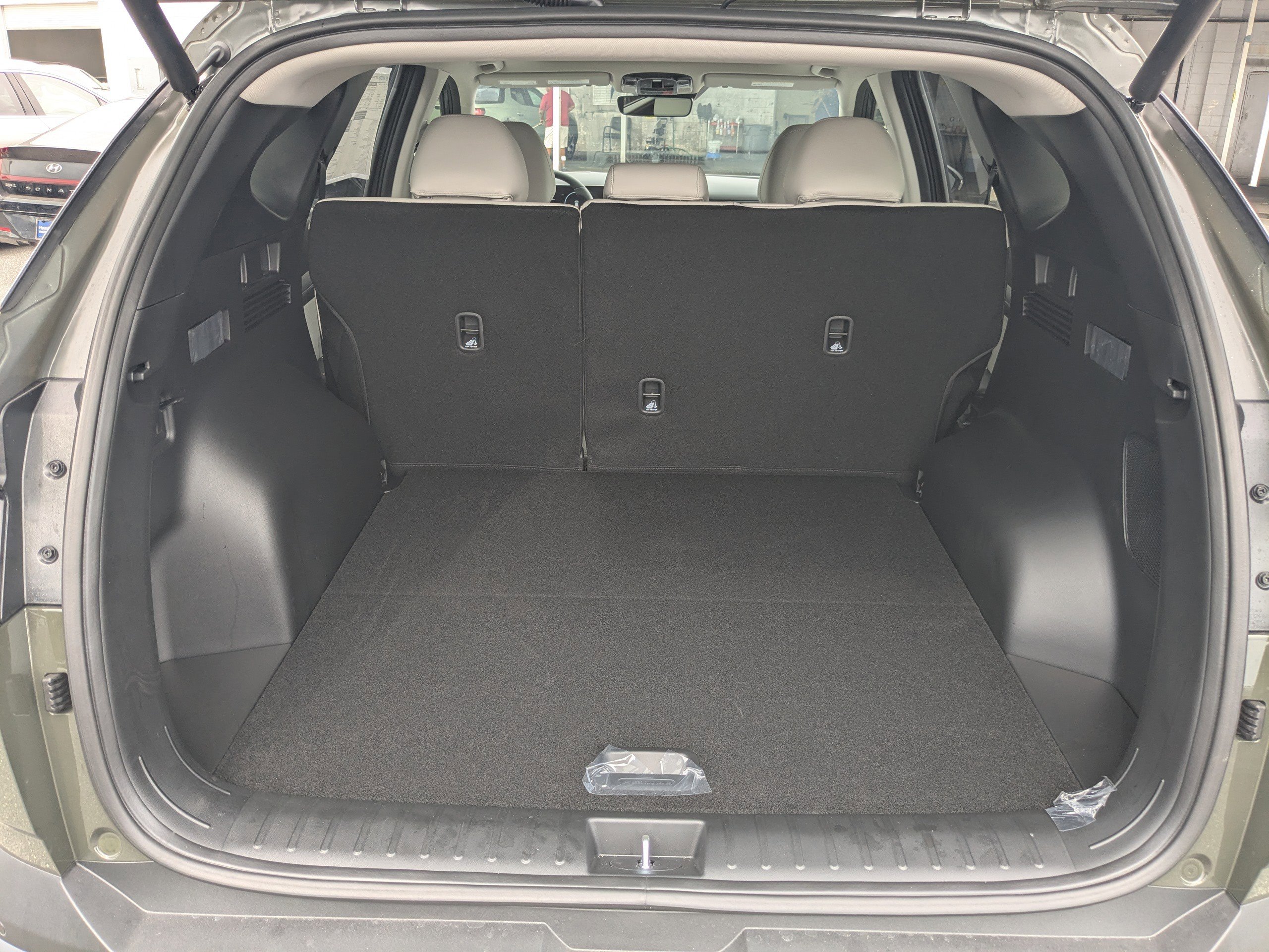 New 2026 Hyundai Tucson Limited FWD image 15