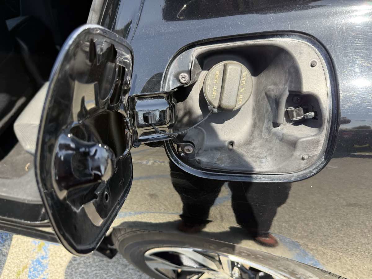 Used 2017 Honda Accord LX image 17