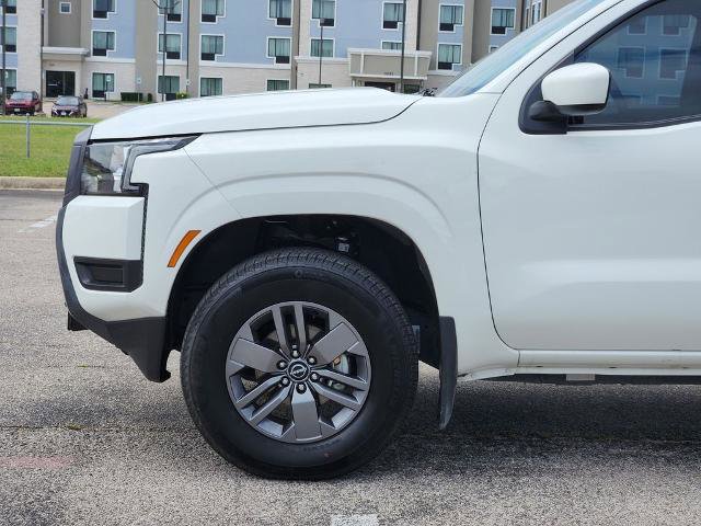 Certified 2025 Nissan Frontier SV AWD/4WD image 6